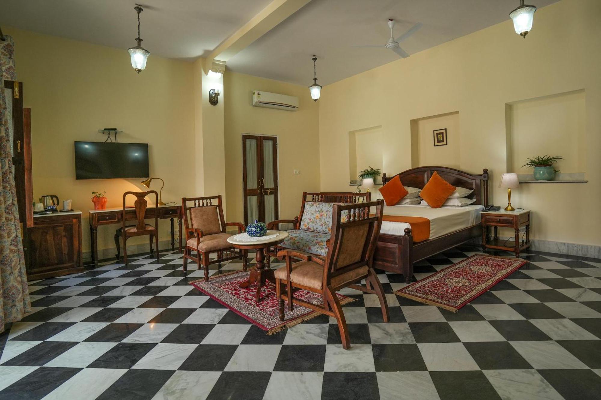Hotel Diggi Palace Jaipur Bagian luar foto